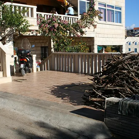 2952a Sumartin