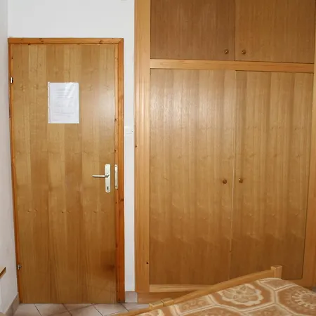 Apartment 2952a